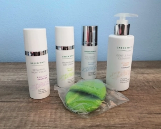 Kompletní péče o pleť Green Ways - denní+noční krém, čistící gel, pleťová maska, houbička